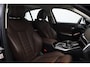 BMW 3-Serie 318i High Executive Edition | Live Cockpit | Schuif-Kantel Dak | 360° Camera | Leer