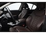 BMW 3-Serie 318i High Executive Edition | Live Cockpit | Schuif-Kantel Dak | 360° Camera | Leer