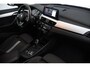 BMW X1 sDrive18i Executive Edition | Head-up Display | Sport Stoelen | Led