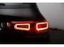 Mercedes-Benz GLB 200 d Business Solution Luxury | Panoramdak | Leer | Sfeerverlichting | Burmester