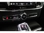 Volvo V90 T6 Plug-in hybrid Ultra Dark | Luchtvering | Massage+Ventilatie | Panoramadak | Head-Up | 360 Camera | Gelamineerd Glas