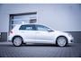 Volkswagen Golf 1.2 TSI CUP Edition | Buitenspiegels elektrisch verstel- en verwarmbaar | Parkeersensor voor en achter | Voorstoelen verwarmbaar