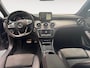 Mercedes-Benz GLA 180 Activity Edition | AMG | Camera | Navi | Parkeersensoren v/a | Keyless |