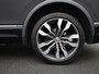 Volkswagen Tiguan Allspace 1.5 TSI Highline Business R 7p. | VERWACHT | R-LINE| PANO-SCHUIFDAK | ACHTERUITRIJCAMERA | NAVIGATIE | APPLE CARPLAY / ANDRIOD AUTO | KEYLESS ENTRY & START | ERGO ACTIVE STOELEN MET MASSAGE EN VERWARMING |