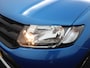 Dacia Sandero 0.9 TCe Stepway Lauréate Trekhaak hoge instap airco centrvergr elecraam audio/aux/stuurbed lmvelg De Dacia Sandero 0.9 TCe Stepway Lauréate uit 2016 is een praktische en betaalbare auto die zich goed leent voor dagelijks gebruik. Dankzij de verhoogde rijhoogte en robuuste uitstraling heef