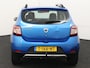 Dacia Sandero 0.9 TCe Stepway Lauréate Trekhaak hoge instap airco centrvergr elecraam audio/aux/stuurbed lmvelg De Dacia Sandero 0.9 TCe Stepway Lauréate uit 2016 is een praktische en betaalbare auto die zich goed leent voor dagelijks gebruik. Dankzij de verhoogde rijhoogte en robuuste uitstraling heef