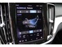 Volvo V60 2.0 T6 Plug-in hybrid AWD Plus Dark | Panoramadak | Trekhaak | H/K | 360 Camera