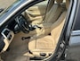 BMW 3-Serie Touring 320i High Executive 2e eigenaar dealer onderhouden navigatie leerbekeleding stoelverwarming cruis control