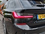 BMW 3-Serie Touring 320i 184pk Automaat High Executive M-Sport | Navi | Apple Carplay+Android Auto | Adap.Cruise | Leder+Alcantara | Led Koplampen | Sfeerverlichting | Stoelverwarming | Pdc V+A+Camera | 18''lm
