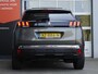 Peugeot 3008 1.6 PureTech Allure 180PK Automaat | 1500KG trekgewicht | Full options | Panoramadak | Led | Camera | Elektrisch verstelb. bestuurdersstoel met geheugen | Draadloze telfoonoplader | 19 inch lichtmetalen velgen |  Stoelverwarming | Apple carplay / Android auto