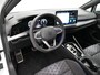 Volkswagen Golf 1.5 eTSI 150pk DSG R-Line Edition Navigatie 360 Camera Acc Stoel/Stuurverwarming Carplay