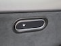 Mercedes-Benz A-klasse 180 Star Edition AMG Line /Panoramadak /Night pakket /Dodehoekassistent /19 Inch