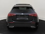 Mercedes-Benz A-klasse 180 Star Edition AMG Line /Panoramadak /Night pakket /Dodehoekassistent /19 Inch