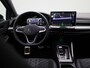 Volkswagen Golf Variant 1.5 eTSI R-Line Edition 116 PK Automaat | Apple Carplay draadloos | 360 Camera | Navigatie | Digital cockpit | Android Auto draadloos | Dodehoek sensoren | Elektrische achterklep | Black style | 18" Lichtmetalen velgen | Sportstoelen | Keyless access |