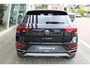Volkswagen T-Roc 1.5 TSI 150pk DSG Style / Fabrieksgarantie 07-2027 / Panoramadak / NAVI via APP / Trekhaak Afn / Virtual Cockpit Pro / 17" LMV