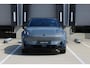 Lynk & Co 02 More 66 kWh | 360 Graden Camera | Premium audio by Harman Kardon | Panoramadak | Elektrisch bedienbare voorstoelen met geheugen | Keyless Entry | Getint glas | Adaptieve Cruise Control | Dodehoekassistent | Sfeerverlichting | Stuurwielverwarming | Stoelverwarming