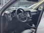 Volvo XC40 T5 Automaat Plug-in hybrid Plus Bright | Panoramadak | Adaptieve Cruise Control | Getint glas | 19" Lichtmetalen velgen | Alarm klasse 3 | Harman Kardon | 360 graden camera | LED Mistlampen