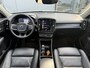 Volvo XC40 T5 Automaat Plug-in hybrid Plus Bright | Panoramadak | Adaptieve Cruise Control | Getint glas | 19" Lichtmetalen velgen | Alarm klasse 3 | Harman Kardon | 360 graden camera | LED Mistlampen