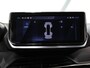 Peugeot 208 Hybrid 100PK e-DCS6 Allure | AppleCarplay/Android Auto | Armsteun | Parkeersensoren | Navigatie | FULL LED | Lederen Stuurwiel | Climate Control | Cruise Control | 16" LMV | Isofix | Privacy Glass |