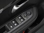 Peugeot 208 Hybrid 100PK e-DCS6 Allure | AppleCarplay/Android Auto | Armsteun | Parkeersensoren | Navigatie | FULL LED | Lederen Stuurwiel | Climate Control | Cruise Control | 16" LMV | Isofix | Privacy Glass |