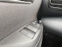 Toyota Yaris 1.5 HYBRID DYNAMIC NIEUW! COMFORT-PACK BLIND-SPOT STOELVERW. DRAADLOOS-LADEN-TEL ANDROID/APPLE PARKSENS. 16"LM-VELGEN