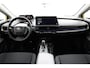 Toyota Prius 2.0 Plug-in Hybrid Executive | 220 pk | Stuur-Stoel en voorruitverwarming | Electrische achterklep |