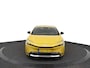 Toyota Prius 2.0 Plug-in Hybrid Executive | 220 pk | Stuur-Stoel en voorruitverwarming | Electrische achterklep |
