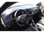 Volkswagen T-Roc 1.5 TSI 150pk Sport DSG Automaat / Navigatie / LM 17 inch / LED koplampen / Parkeersensoren V+A