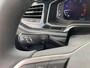 Volkswagen Polo R-Line Edition Inclusief €2000,- inruilvoordeel | 'App-Connect' draadloze smartphone integratie | Achterlichten LED | Afstandscontrolesysteem (Front Assist)