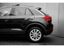Volkswagen T-Roc Life Edition Inclusief €2000,- inruilvoordeel | 'App-Connect' draadloze smartphone integratie | 'App-Connect' smartphone integratie | Afstandscontrolesysteem (Front Assist)