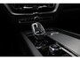 Volvo XC60 T6 Plug-In Hybrid 350pk Aut AWD Ultimate Dark | Panoramadak | Visual Park Assist | Headup | Full Led | 20 Inch | Harman Kardon | Google Maps | Google Assistant | Blis | Open Grid textiel