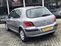 Peugeot 307 1.6 XT 5-DEURS Automaat | Climate control, Radio/CD-Speler, Cruise control, Lichtmetalen velgen, Uniek weinig KM!