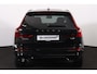 Volvo XC60 T8 Recharge AWD Ultra Dark - LONG RANGE - Panorama/schuifdak - IntelliSafe Assist & Surround - 360º Camera - Harman/Kardon audio - Adaptieve LED koplampen - Verwarmde voorstoelen, stuur & achterbank - Parkeersensoren voor & achter - Elektr. bedienb. voorstoelen met geheugen - Head up display - Draadloze tel. lader - Extra getint glas - 21' LMV
