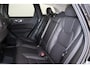 Volvo XC60 T8 Recharge AWD Ultra Dark - LONG RANGE - Panorama/schuifdak - IntelliSafe Assist & Surround - 360º Camera - Harman/Kardon audio - Adaptieve LED koplampen - Verwarmde voorstoelen, stuur & achterbank - Parkeersensoren voor & achter - Elektr. bedienb. voorstoelen met geheugen - Head up display - Draadloze tel. lader - Extra getint glas - 21' LMV
