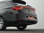 SEAT Leon Sportstourer 1.5 eTSI 150 pk DSG Style Business Intense | Full LED | Achteruitrijcamera | Trekhaak | Adaptive Cruise | Park Assist | Side Assist | 16 inch