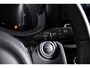 Toyota Yaris Cross 1.5 Hybrid 115 First Edition (Nieuw model) | Dig.Cockpit | Adapt.Cruise | Stoelverwarming | Camera | PDC | App.Connect | Auto.Airco | LM 17" | 8010