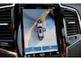Volvo XC90 T8 Automaat AWD Ultra Dark | Verwarmbare voorstoelen | Massagefunctie voorstoelen | Verwarmbare achterbank | Verwarmbaar stuurwiel | Panoramisch Schuif-/kanteldak | Luchtvering | Semi- Elektrische Trekhaak | Bowers & Wilkins Audio | Zonneschermen Zijruiten Achter