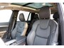 Volvo XC90 T8 Automaat AWD Ultra Dark | Verwarmbare voorstoelen | Massagefunctie voorstoelen | Verwarmbare achterbank | Verwarmbaar stuurwiel | Panoramisch Schuif-/kanteldak | Luchtvering | Semi- Elektrische Trekhaak | Bowers & Wilkins Audio | Zonneschermen Zijruiten Achter