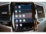 Volvo XC90 T8 Automaat AWD Ultra Dark | Verwarmbare voorstoelen | Massagefunctie voorstoelen | Verwarmbare achterbank | Verwarmbaar stuurwiel | Panoramisch Schuif-/kanteldak | Luchtvering | Semi- Elektrische Trekhaak | Bowers & Wilkins Audio | Zonneschermen Zijruiten Achter