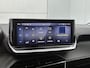 Peugeot 208 Allure Hybrid 110pk Automaat | Navigatie | Climate Control | Cruise Control | Parkeersensoren v+a | Armsteun | Digitaal instrumentenpaneel | Draadloze Apple Carplay / Android Auto | DAB+ radio | All seasonbanden | Led koplampen | Donker getint glas | 16" lichtmetalen velgen |