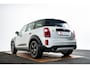 MINI Countryman Cooper SE ALL4 Panoramadak - Head up - Parking/Driving Assistant - Comfort acces - Cruise control - Elektrisch verwarmbare voorstoelen - Elektrische Achterklep - Elektrisch inklapbare buitenspiegels -