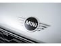 MINI Countryman Cooper SE ALL4 Panoramadak - Head up - Parking/Driving Assistant - Comfort acces - Cruise control - Elektrisch verwarmbare voorstoelen - Elektrische Achterklep - Elektrisch inklapbare buitenspiegels -