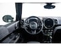 MINI Countryman Cooper SE ALL4 Panoramadak - Head up - Parking/Driving Assistant - Comfort acces - Cruise control - Elektrisch verwarmbare voorstoelen - Elektrische Achterklep - Elektrisch inklapbare buitenspiegels -