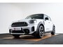MINI Countryman Cooper SE ALL4 Panoramadak - Head up - Parking/Driving Assistant - Comfort acces - Cruise control - Elektrisch verwarmbare voorstoelen - Elektrische Achterklep - Elektrisch inklapbare buitenspiegels -