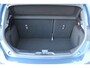 Ford Fiesta 1.0-125pk EcoBoost Mild-Hybrid ST-Line. In nieuwstaat verkerende Ford Fiesta met 125pk van 1e eig. ! Autm. airco, stoel-, stuur- en voorraamverw., LED verl., privacy glass, trekhaak, metallic lak, adaptieve cruise cntrl, navigatie by Apple/Android