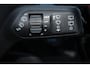 Ford Fiesta 1.0-125pk EcoBoost Mild-Hybrid ST-Line. In nieuwstaat verkerende Ford Fiesta met 125pk van 1e eig. ! Autm. airco, stoel-, stuur- en voorraamverw., LED verl., privacy glass, trekhaak, metallic lak, adaptieve cruise cntrl, navigatie by Apple/Android