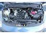 Ford Fiesta 1.0-125pk EcoBoost Mild-Hybrid ST-Line. In nieuwstaat verkerende Ford Fiesta met 125pk van 1e eig. ! Autm. airco, stoel-, stuur- en voorraamverw., LED verl., privacy glass, trekhaak, metallic lak, adaptieve cruise cntrl, navigatie by Apple/Android