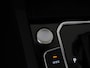 Volkswagen Passat Variant 1.4 TSI PHEV GTE | DCC Adaptief | Trekhaak | Head Up | Panoramadak | Zondag Open!