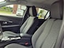 Peugeot 208 Hybrid 100PK e-DCS6 Allure | Automaat| Stoelverwarming | Camera | Navigatie | Apple carplay / Android Auto | Autonomous Emergency Braking | Brake Assist System | Cruise control