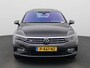 Volkswagen Passat Variant 1.5 TSI R-Line Business + AUTOMAAT | Panoramadak | Navigatie | Achteruitrijcamera | Apple Carplay | Adaptieve Cruise Control | Elektr. achterklep | Harman Kardon Soundsystem | Stoelverwarming |